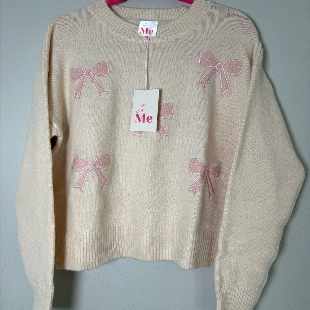 So Me Women's Cream Super Soft Sweater with Pink Bow Details